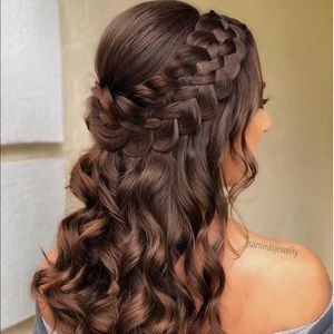 Meet your Posher, Pooja